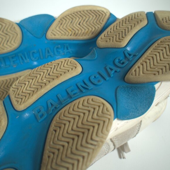 Balenciaga Triple S Size 7 - Picture 7 of 7